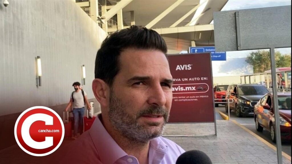 Duilio Davino revela que César Montes le interesa a un club ruso