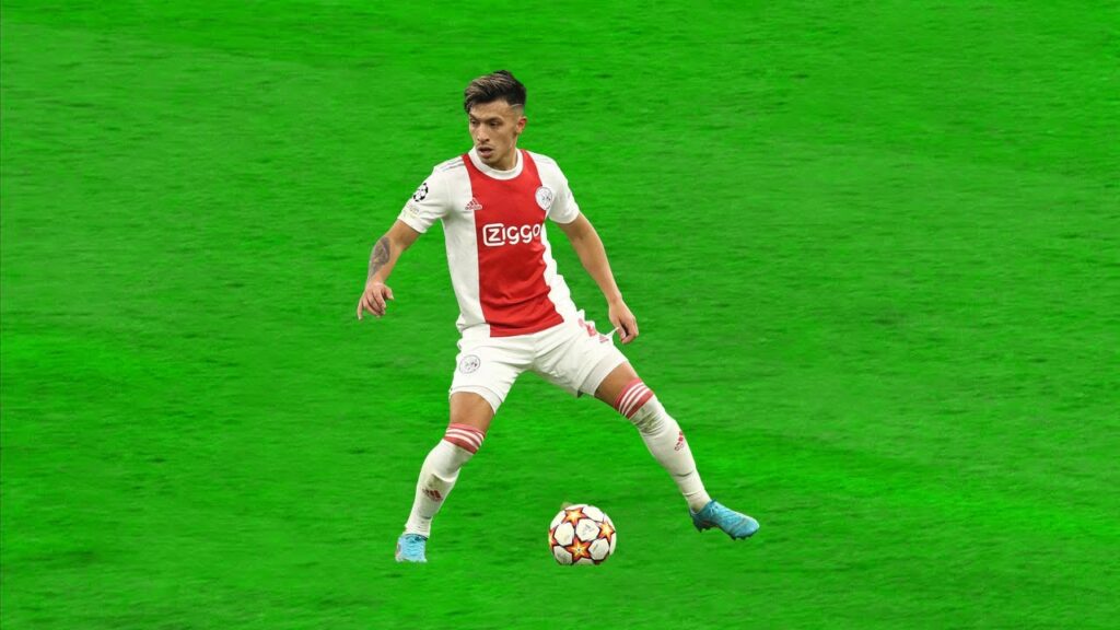 Lisandro Martínez Is This Good Full Season 2021/2022 ᴴᴰ Lisandro Martínez Is This Good Full Season 2021/2022 ᴴᴰ