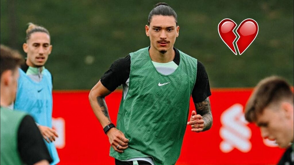 Darwin Nunez Deletes Liverpool Instagram Posts 💔.