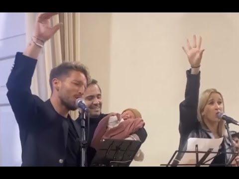 Canzone Dries Mertens e Kat Kerkhofs: cantano๐ค When I Was Your Man di Bruno Mars!๐๐ Canzone Dries Mertens e Kat Kerkhofs: cantano๐ค When I Was Your Man di Bruno Mars!๐๐