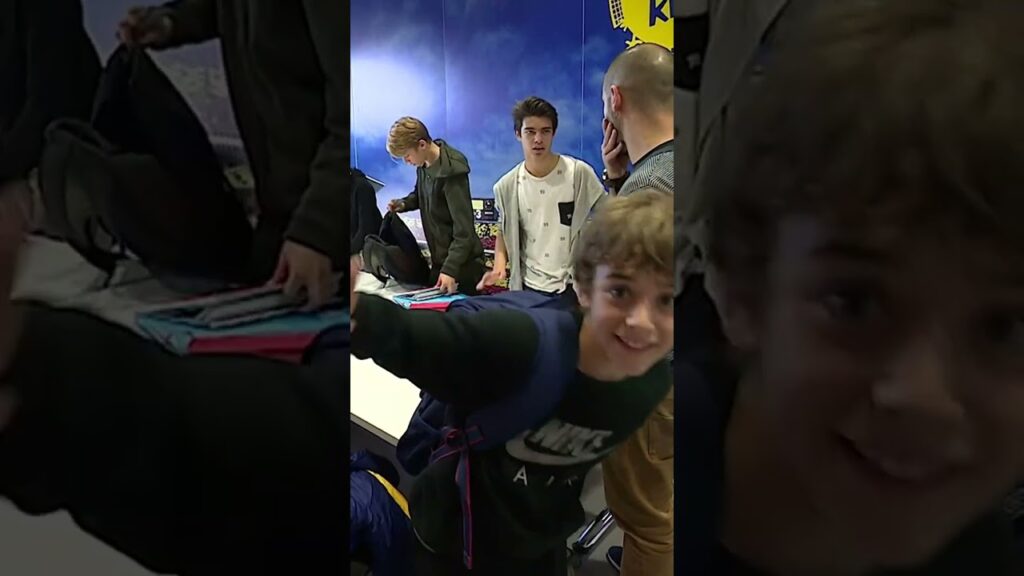 Top 5 Gavi's sweet moments 🍭 #fcbarcelona #Gavi #shorts