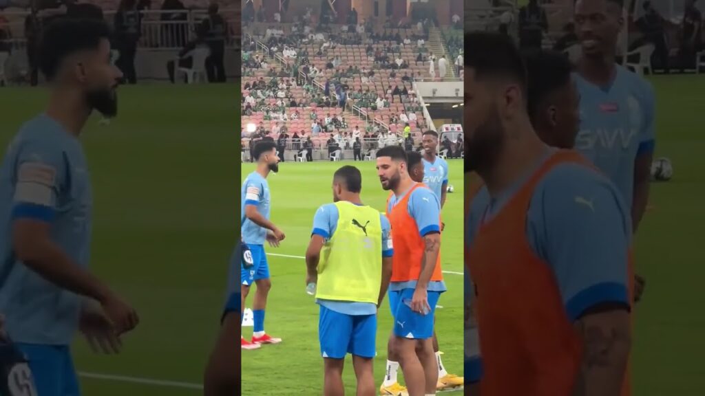 ميتروفيتش يوجه لودي وكوليبالي وحسان تمبكتي خلال عمليات الأحماء