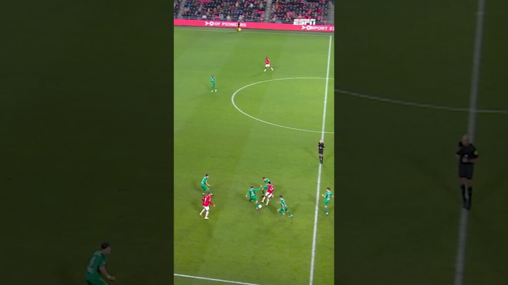 Dubbele panna van Sergiño Dest 🥜👀