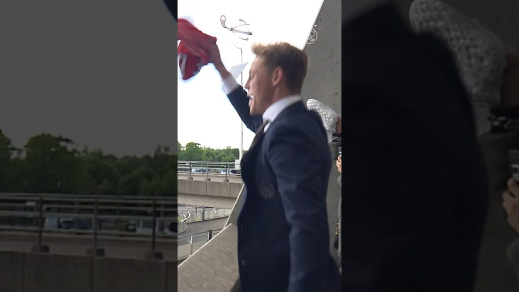 ‘Frenkie de Jong, Frenkie de Jong, Frenkie, Frenkie…’ ♥️🎶