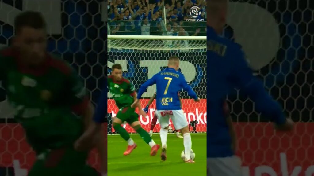 🔥Prawonożny Robben! #shorts #kamiński #ekstraklasa #football