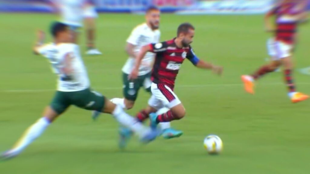 Everton Ribeiro de volta ao BOM FUTEBOL? Everton Ribeiro de volta ao BOM FUTEBOL?