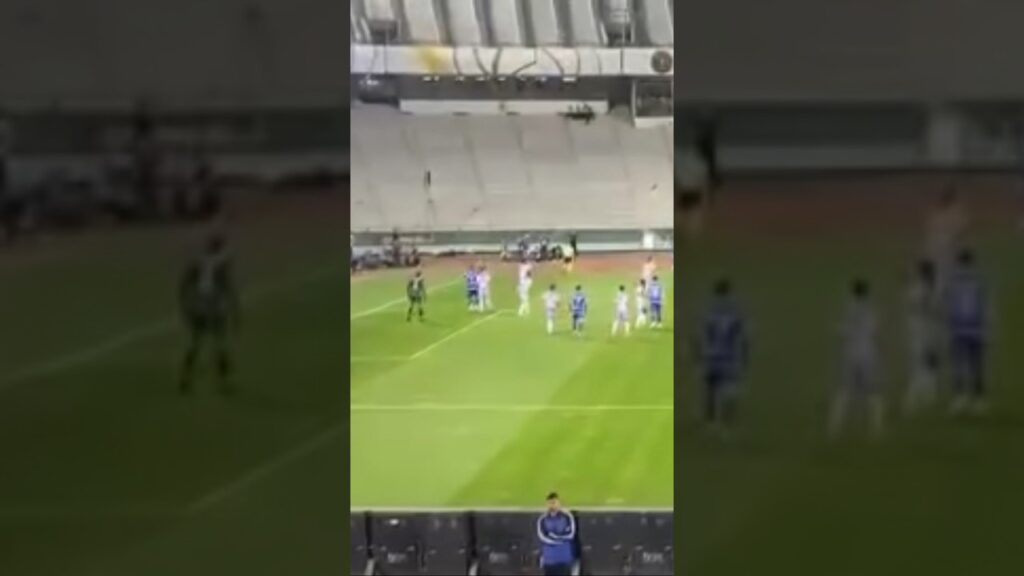 گل مهرداد محمدی از جایگاه تماشاگران💙 #استقلال #مهرداد_محمدی