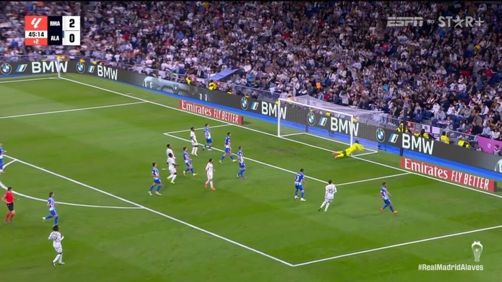 Gol do Federico Valverde Hoy | Real Madrid vs Deportivo Alavés 3-0 Resumen y Goles | LaLiga 2023/24