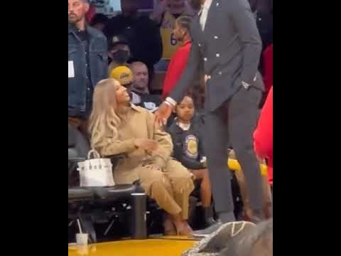 Savannah wasn't trying to do the handshake with LeBron 😂 (via 1DanielleHolmes/TW)  #shorts