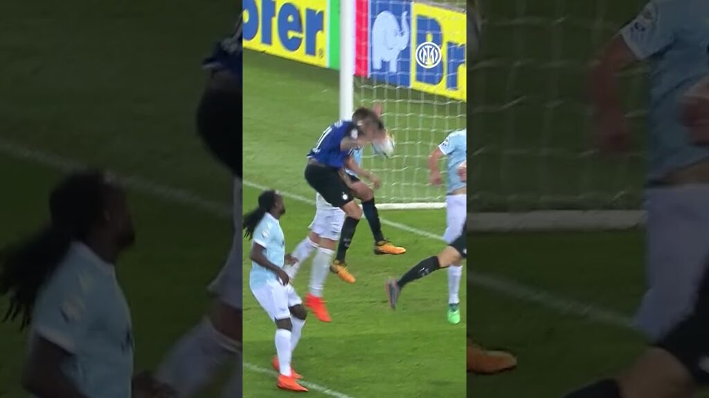 "La prende Vecinoooo" 🤩 #IMInter #Shorts