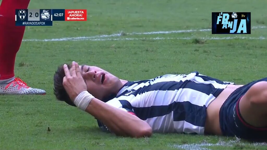 ¡Fuerte golpe! Recibe 'Cachorro' Montes en la cabeza queda noqueado