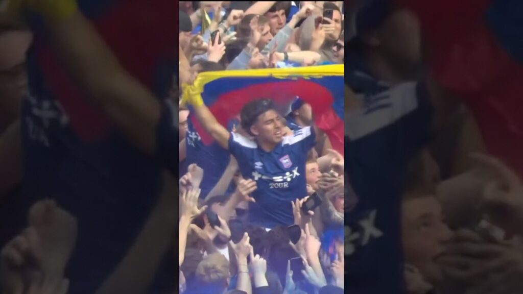 ¡Locura total de Jeremy Sarmiento tras el ascenso de Ipswich!