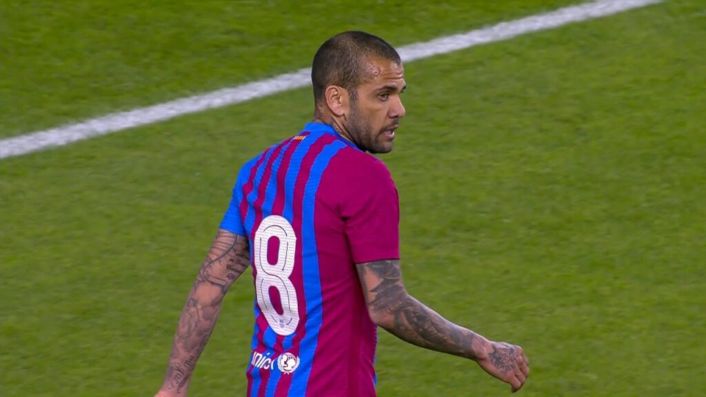 Dani Alves is Back!