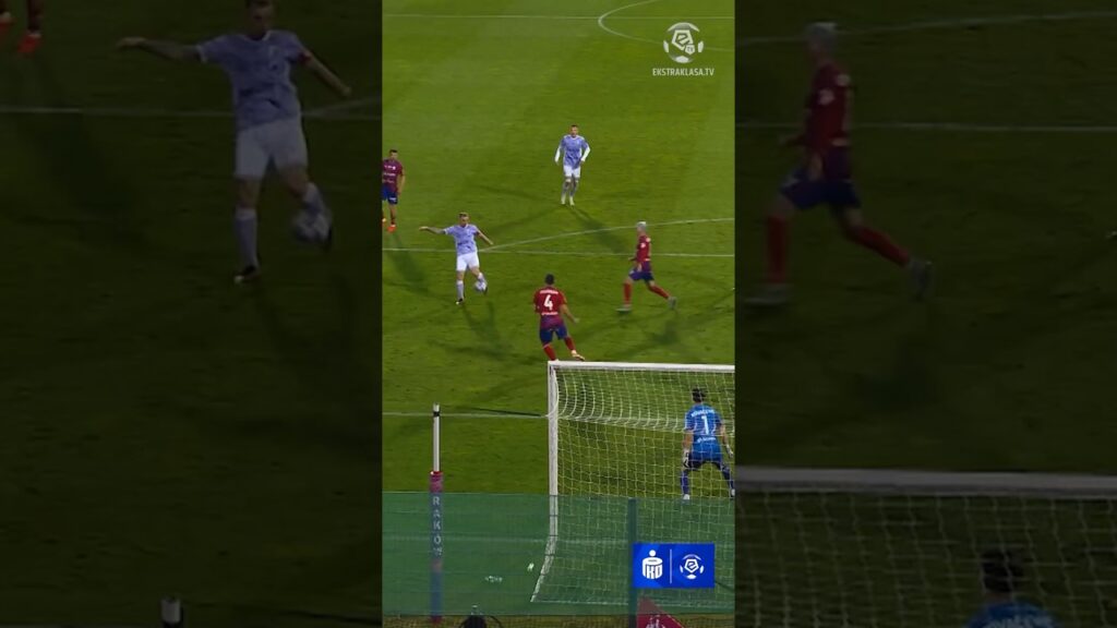 Zewniakiem z powietrza! Genialny wolej Kamila Grosickiego! ⚽️☄️
