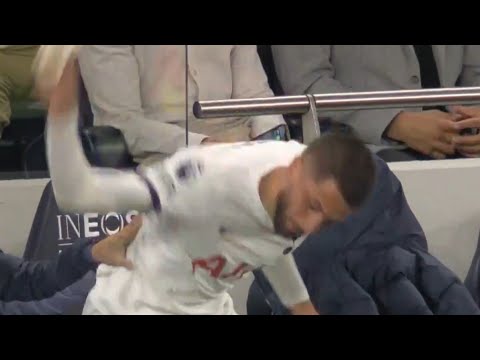 Rodrigo Bentancur broke the chair on sideline vs Manchester City Rodrigo Bentancur broke the chair on sideline vs Manchester City