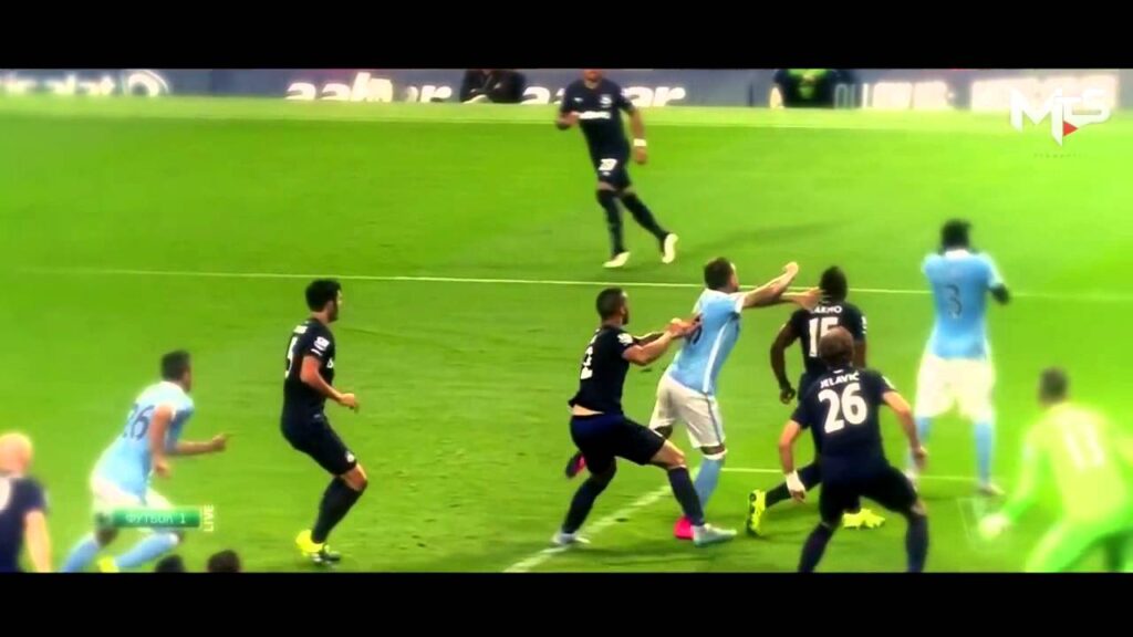 Vincent Kompany & Nicolas Otamendi   Manchester City   2015 16 HD