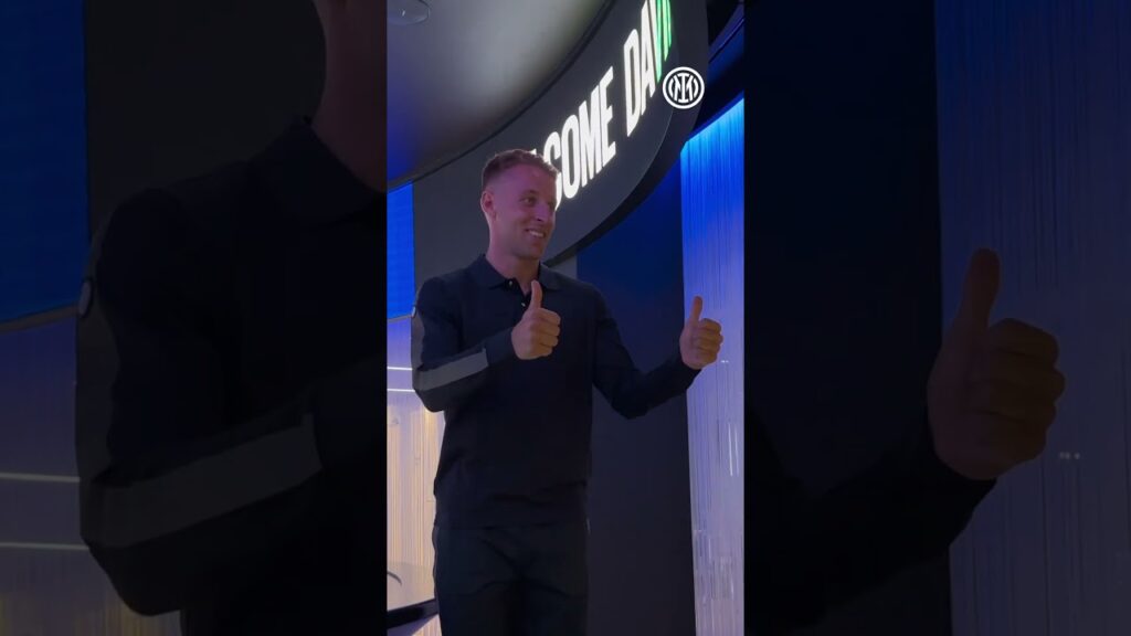 First moments as a Nerazzurro 👣🖤💙 #IMInter #Shorts