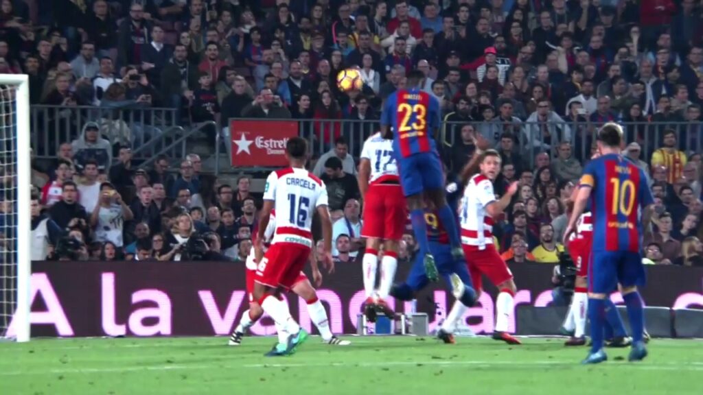 Guillermo Ochoa vs Barcelona (Visitante 16-17,liga española)