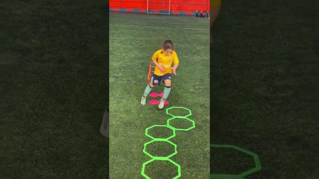 arat hosseini #football #shorts #arathosseini