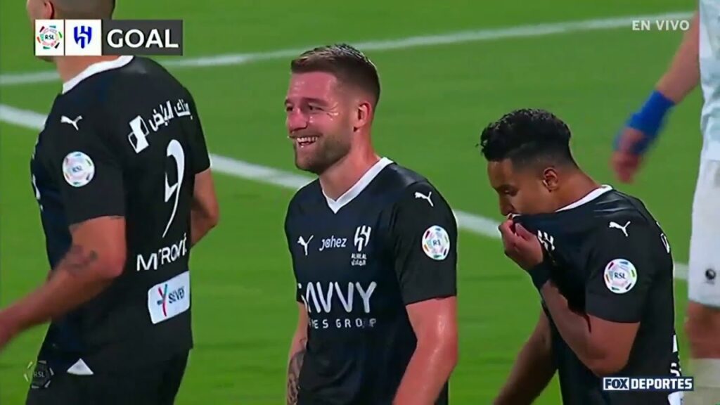 Milinkovic-Savic aprovecha la confusión 🙌 | Al-Okhdood 0-3 Al-Hilal | SPL en FOX | 7 de octubre