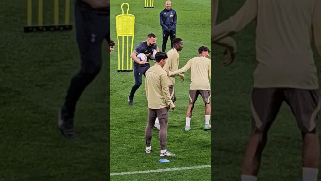 HEUNG-MIN SON AT THE OPEN TRAINING SESSION: Tottenham in Melbourne