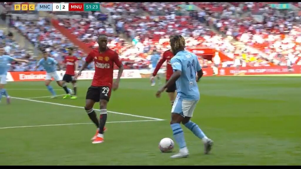 Jérémy Doku Vs Wan-Bissaka Fascinating Battle HD