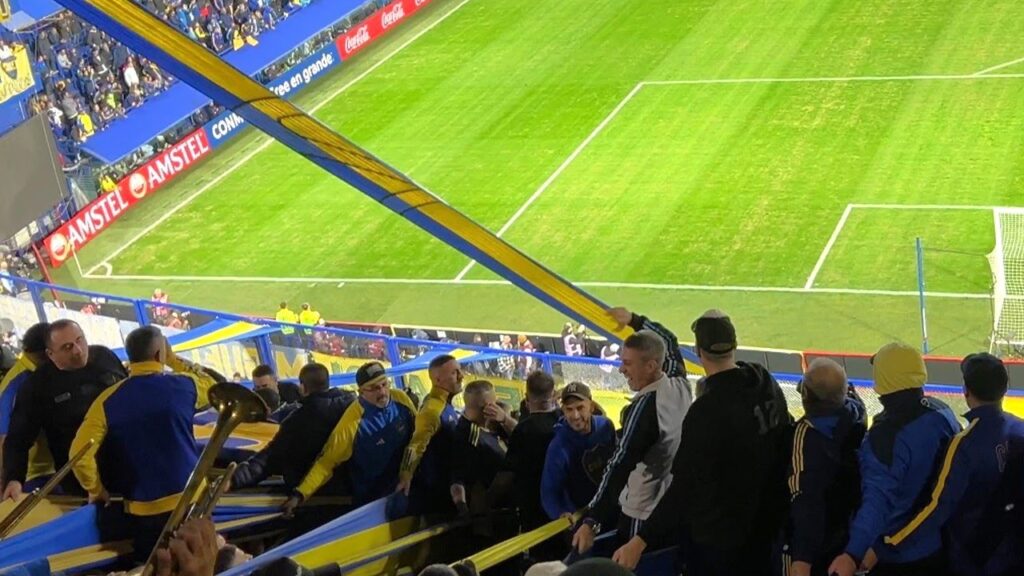 LEANDRO PAREDES CON LA 12 l BOCA NACIONAL POTOSÍ LEANDRO PAREDES CON LA 12 l BOCA NACIONAL POTOSÍ