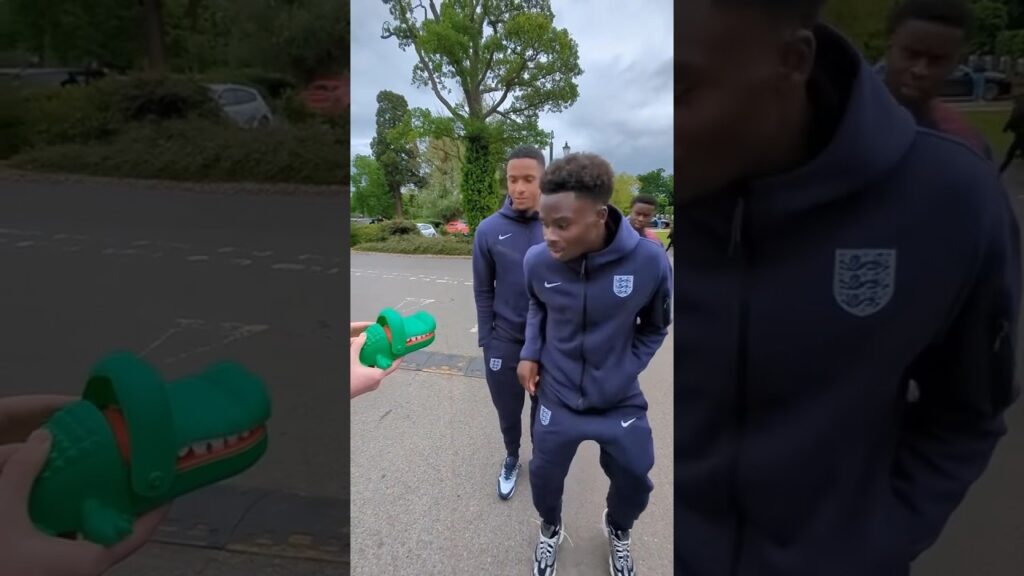 Don’t Let The Crocodile Bite You 😂