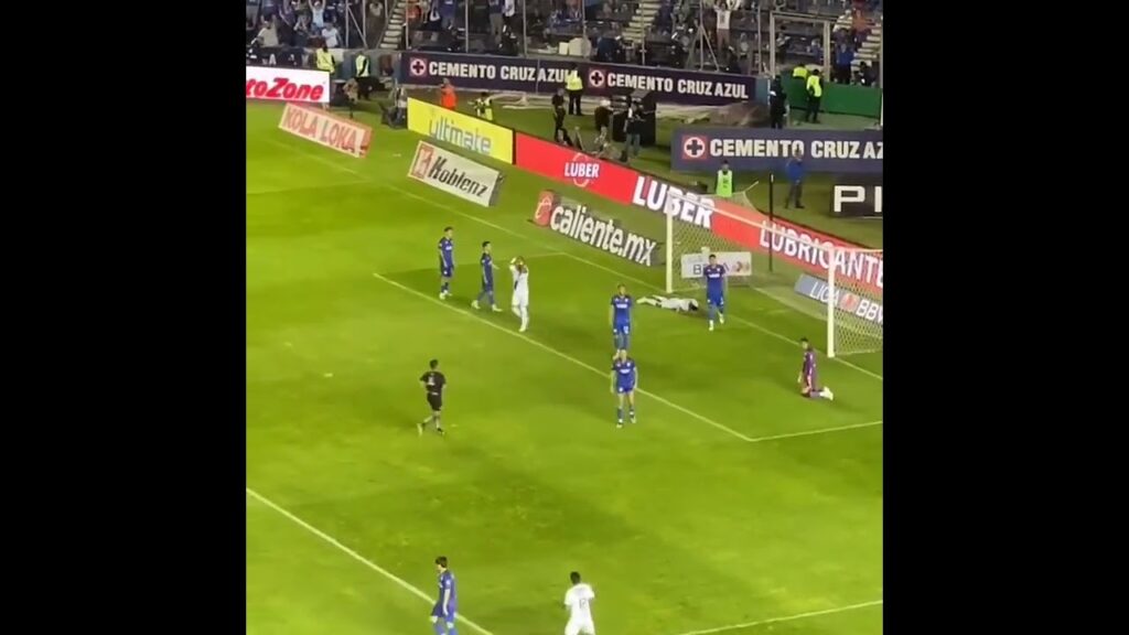 falla de Jesús Gallardo que pudo dar pase a la final a Rayados sobre Cruz Azul