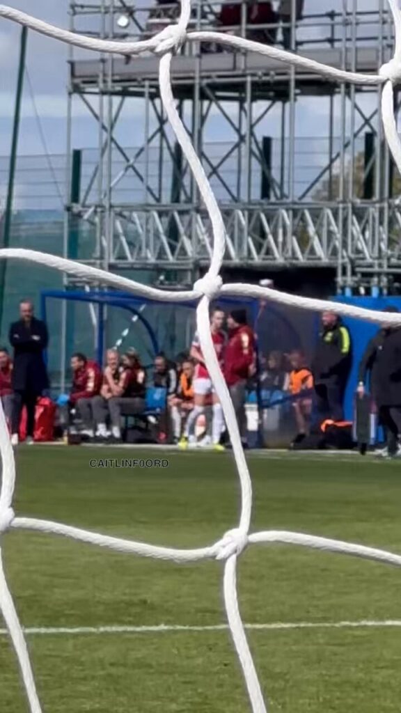 [caitlinf0ord] Jonas Viv altercation