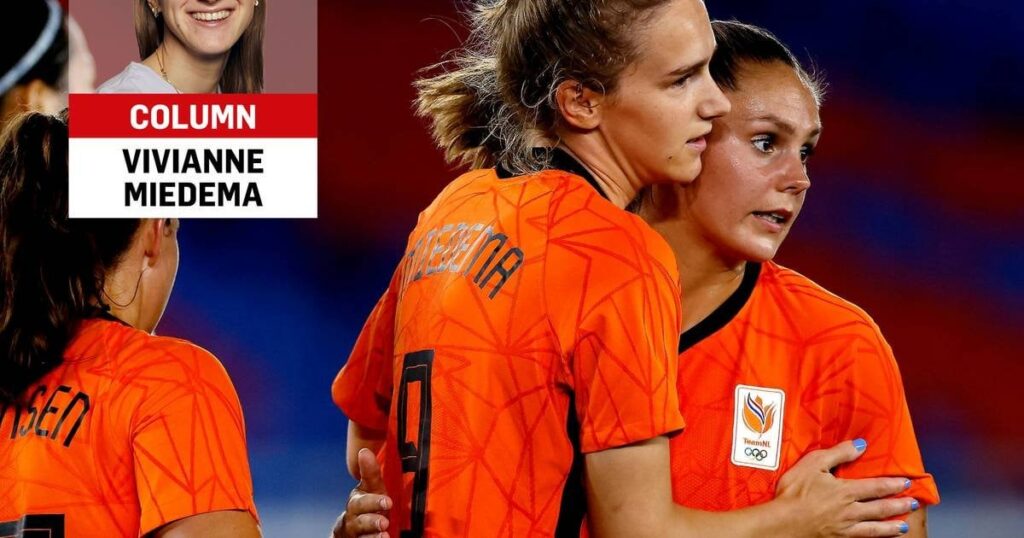 “It’s time for something new. I have a few options, in the UK and abroad” [Viv column in AD]