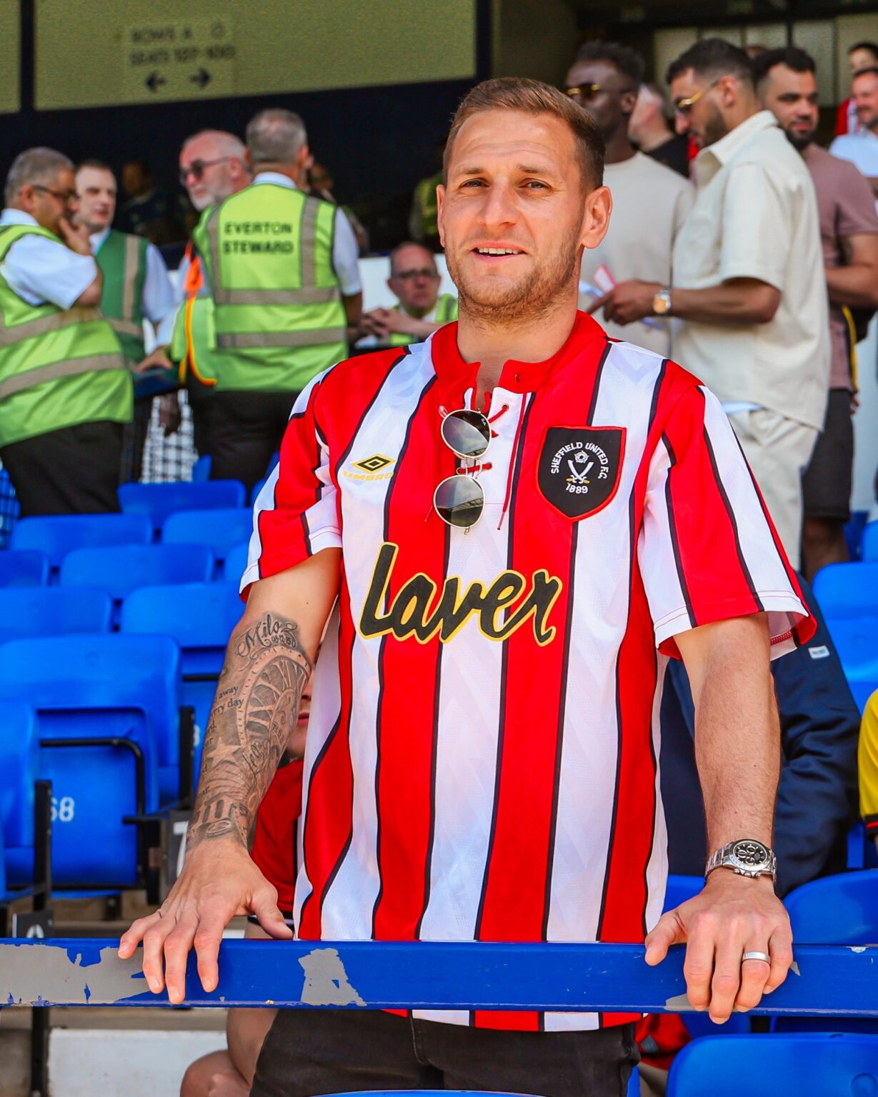 Billy Sharp in the away end at Goodison this afternoon