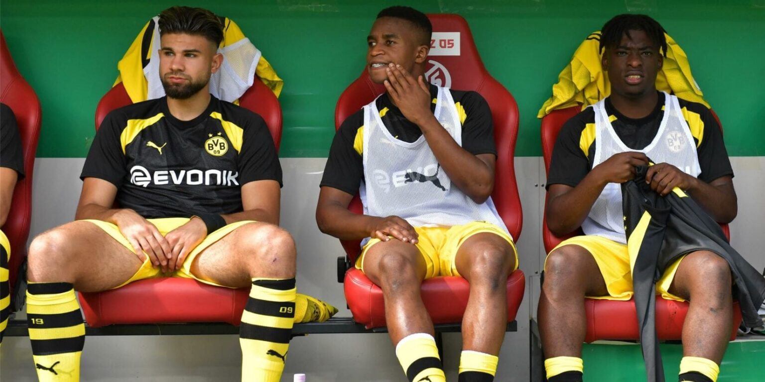 Players set to leave the U23 this summer: Papadopoulos, Aidonis, Bamba, Azhil, Hussesk, Lütke-Frie, Kirsch, Michel, Nischalke, Pudel, Semic, Suver, Tattermusch