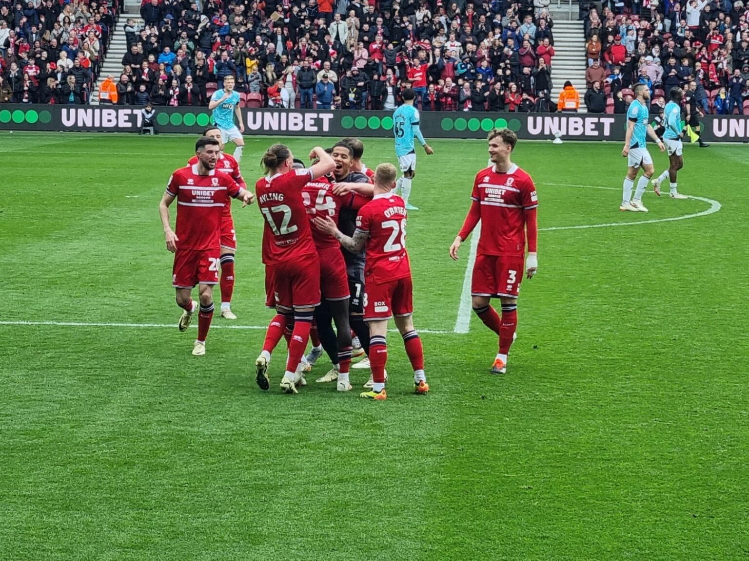Nice photo yesterday for us Boro fans! Even Seny ran up to congratulate him!