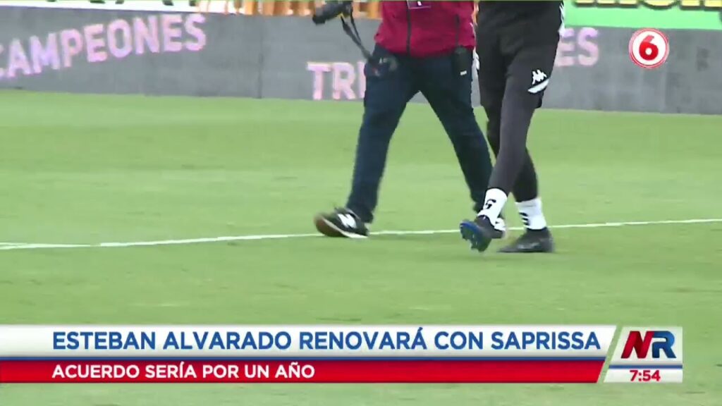 Esteban Alvarado aceptó renovar su contrato con Saprissa