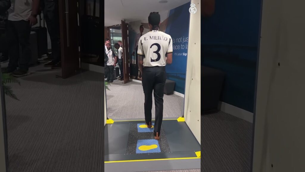🚨🏆👀 Éder Militão? Security control? We’ve got déjà vu. #CHAMP15NS #RealMadrid
