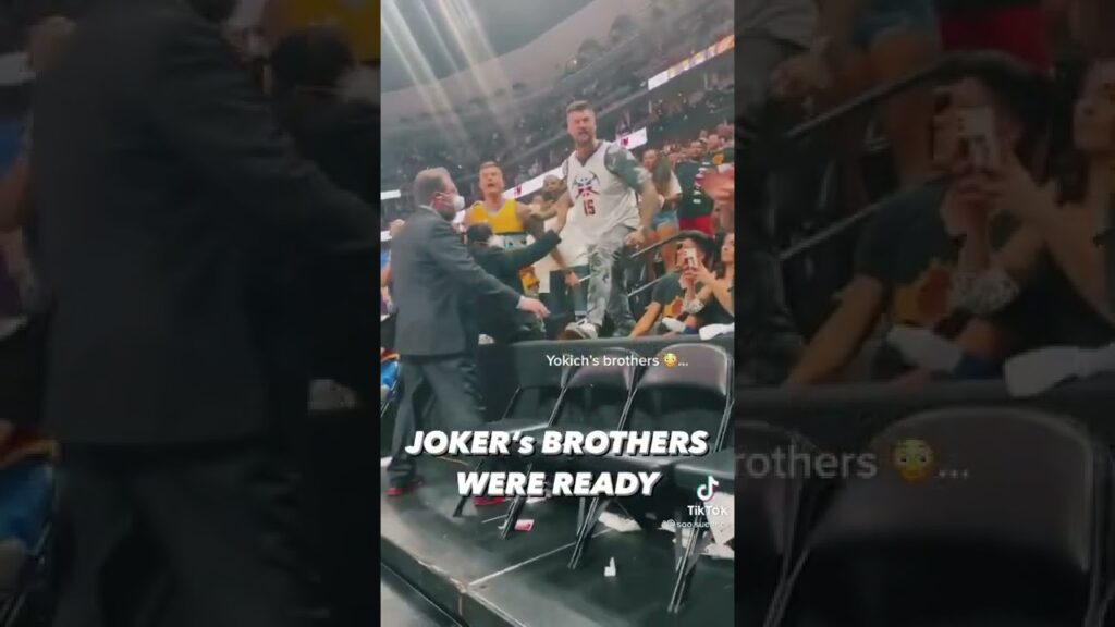 Jokic’s brothers during his altercation with Booker 😳