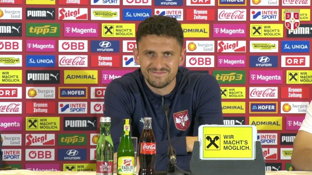 Dragan Stojković i Miloš Veljković pred duel sa Austrijom (Beč, 3. 6. 2024)