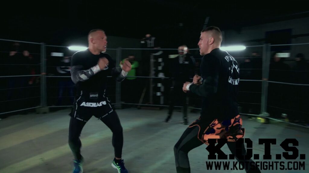 King of the Streets: The Cage – Bröndby Hoolian VS Helsingborg Yngre Hooligan King of the Streets: The Cage - Bröndby Hoolian VS Helsingborg Yngre Hooligan