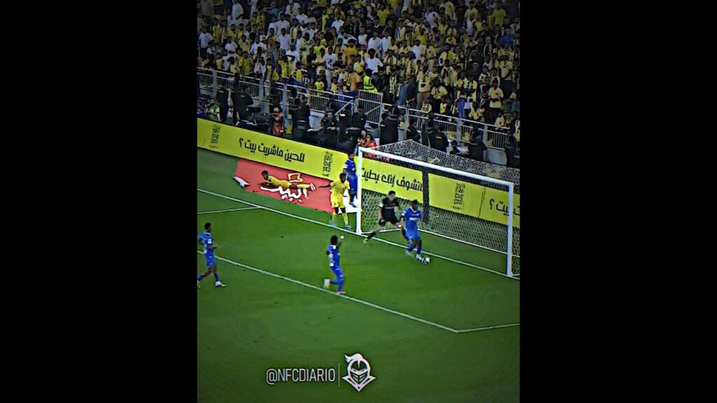 راسية رونالدو لكن تمبكتي يبعدها من على الخط 🔥 ديربي ناار 🔥 #motivation #ronaldo #football #funny