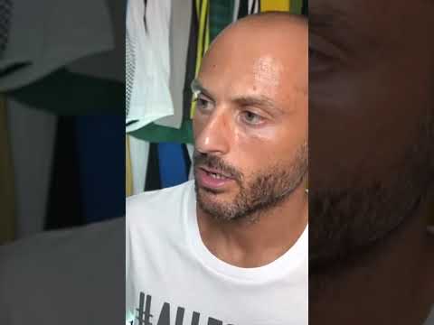 Allegri spiega a Kostic come deve giocare ||| Avsim Shorts Allegri spiega a Kostic come deve giocare ||| Avsim Shorts