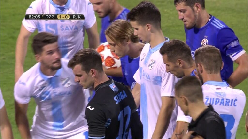 SUPERKUP DINAMO RIJEKA, drugi žuti karton Lovri Majeru u samo tri minute