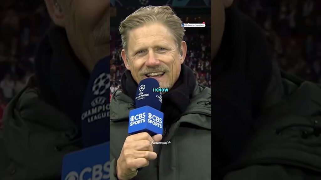 The banter between Carragher & Schmeichel 😅