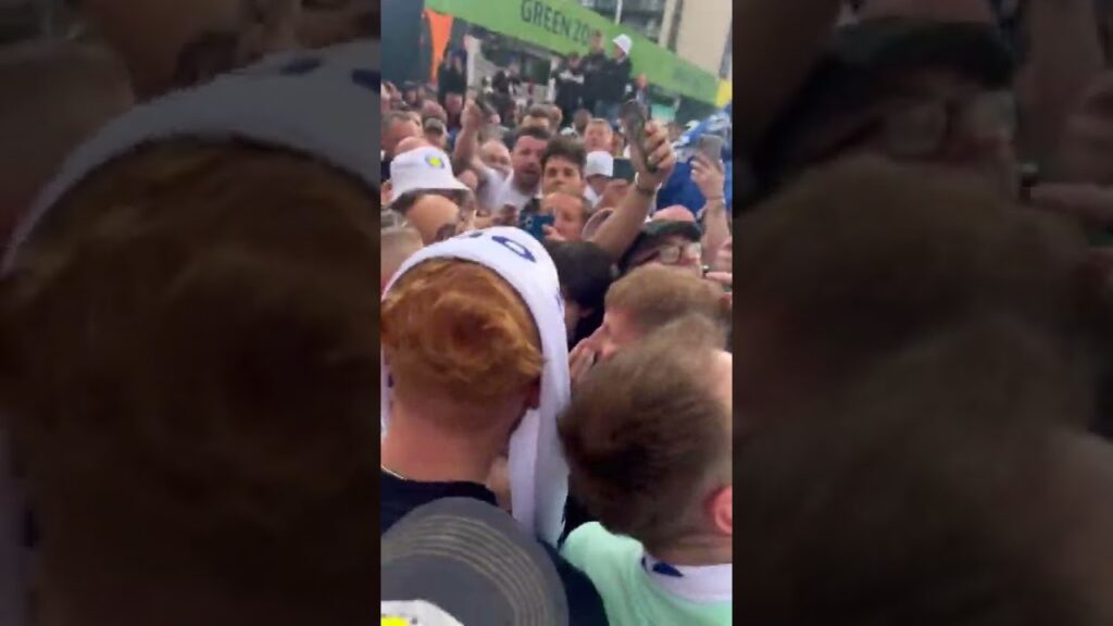 Kalvin Phillips with Leeds United fans before the playoff final vs Southampton. #LUFC