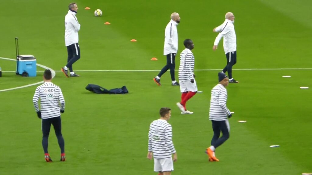 Benjamin Pavard ● Kylian Mbappé ● Paul Pogba ● France vs Colombia 2018