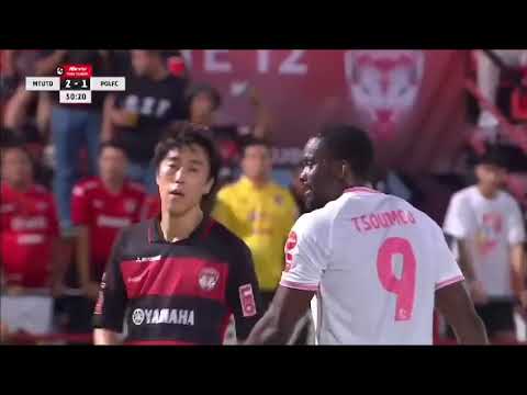 Lee Jae Sung | Centre back | Muangthong United 2023/24