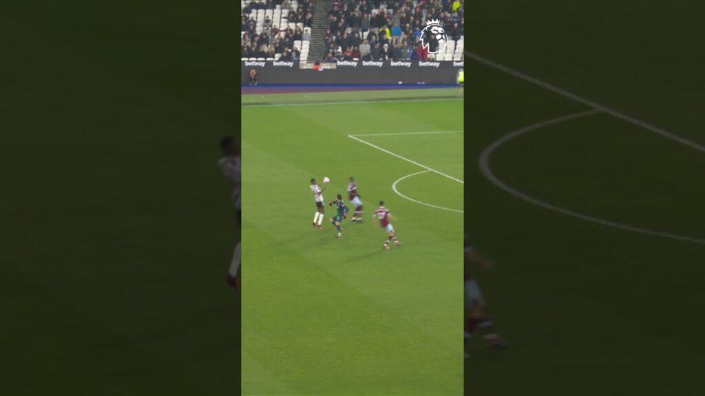 So cold from Alexander Isak ๐ง So cold from Alexander Isak ๐ง