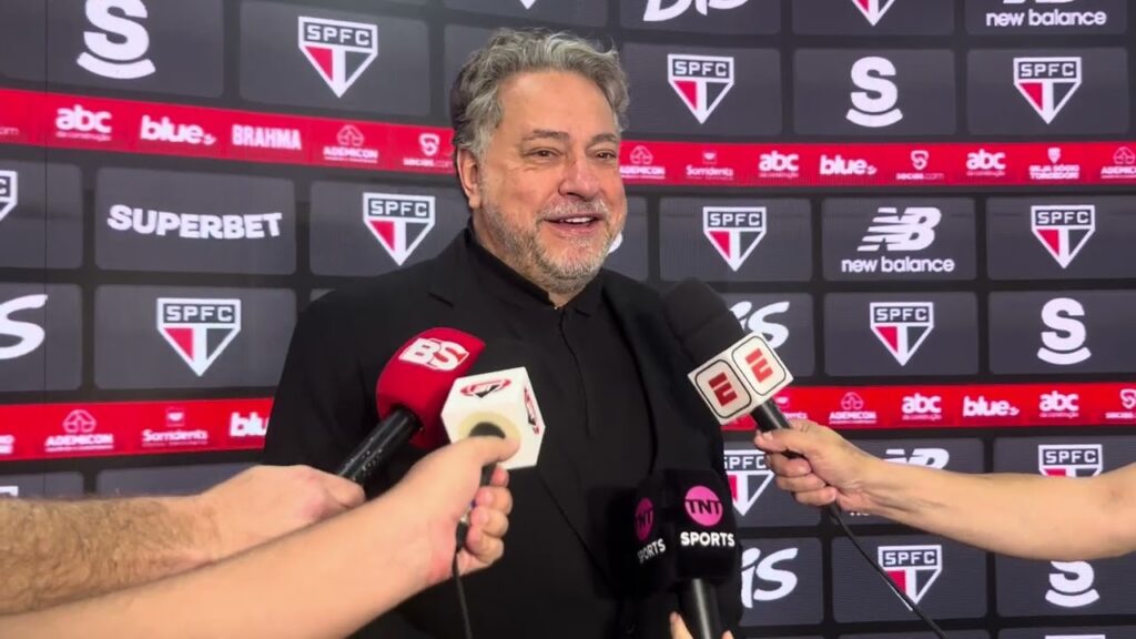 Julio Casares ESCLARECE situação de Alex Sandro, fala sobre James e vendas em 2024! | Arq Tricolor