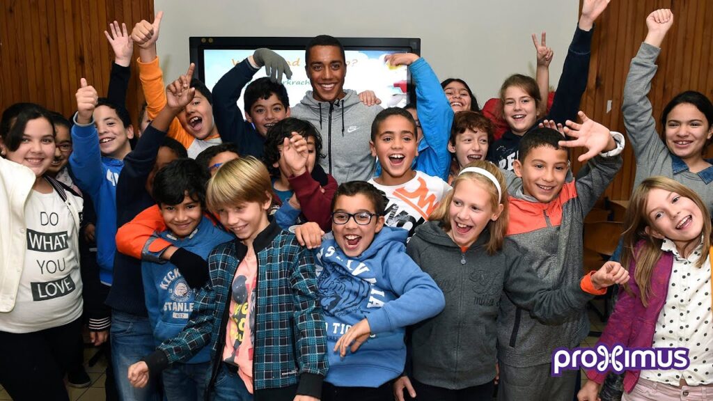 Youri Tielemans visits UNESCO-school