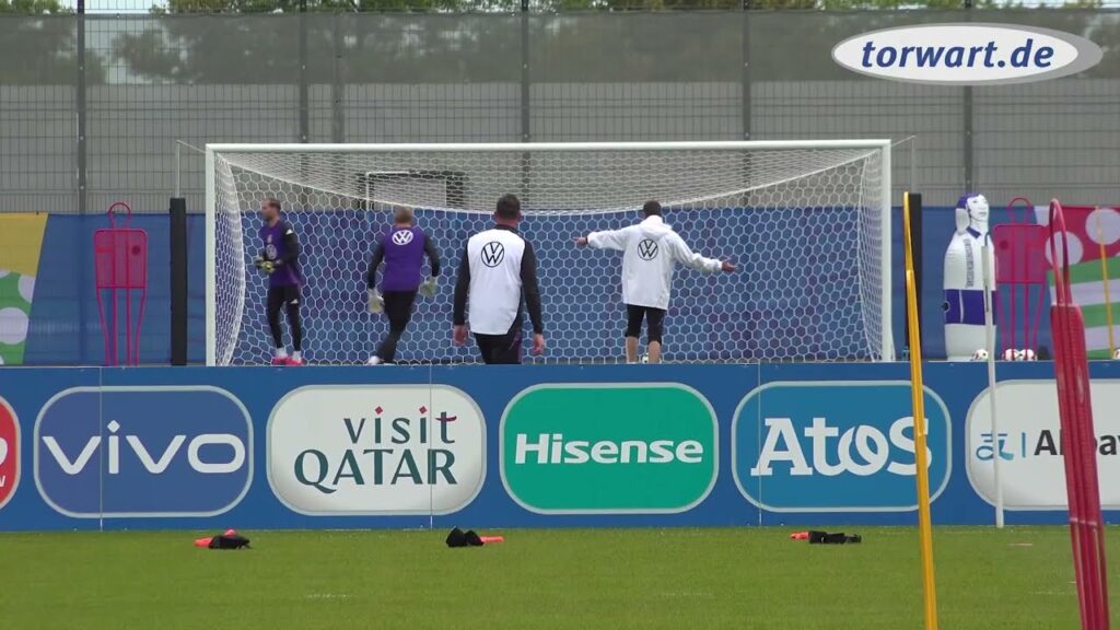 MANUEL NEUER, MARC-ANDRÉ TER STEGEN und OLIVER BAUMANN im Torwarttraining Endspurt vor der Heim-EM
